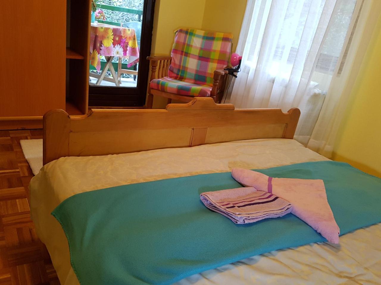 Nena & Rale Rooms Долни Милановац Екстериор снимка
