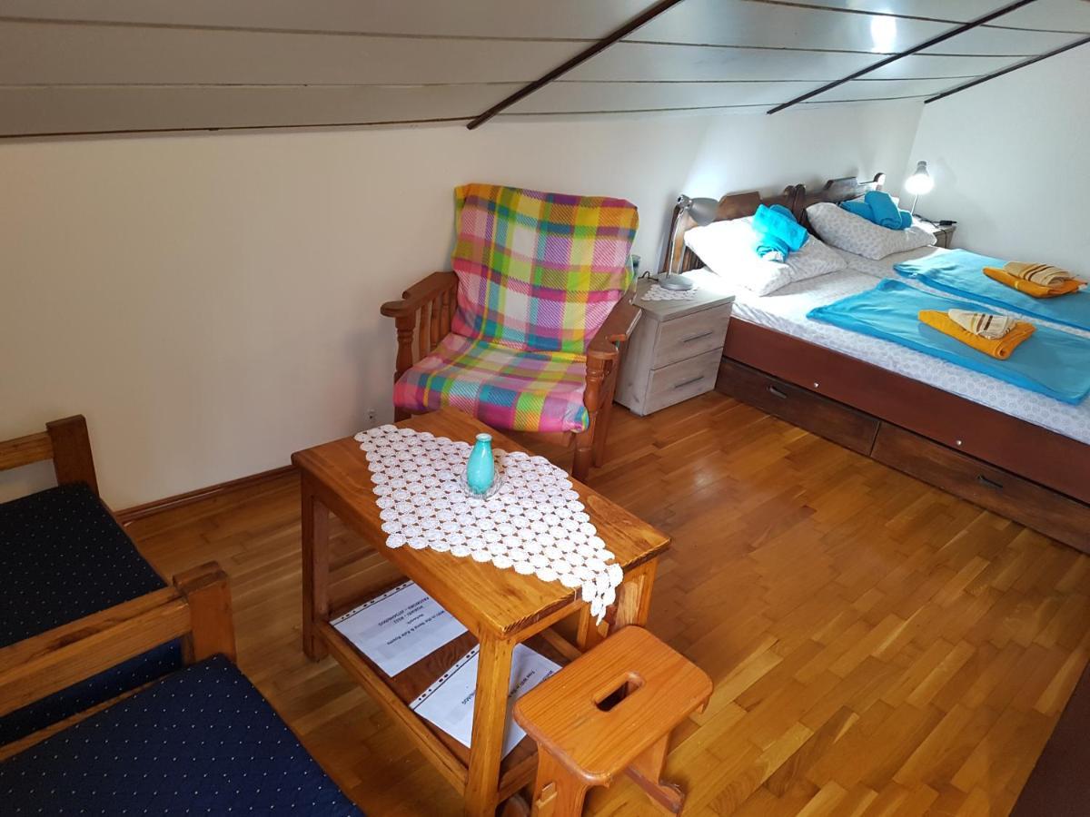 Nena & Rale Rooms Долни Милановац Екстериор снимка